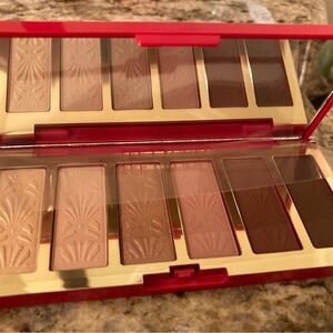 Estée Lauder Eyeshadow kit with 2 lipsticks